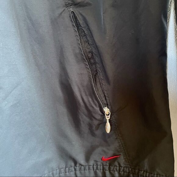 Nike ~ Women’s Hoodie ~ Cotton/Nylon Jacket in Black ~ size Medium - Picture 8 of 8